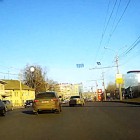Видео с регистратора: Горе-байкер при езде на заднем колесе завалился и опрокинулся на бок на ул. Калинина Видео с регистратора: Горе-байкер при езде на заднем колесе завалился и опрокинулся на бок на ул. Калинина